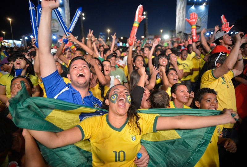 Com Lula e Dilma, Brasil tornou-se palco da Copa do Mundo e dos Jogos Olímpicos, investiu como nunca em formação e incentivo a atletas e democratizou acesso à prática esportiva | Foto: Fabio Rodrigues Pozzebom/Agência Brasil